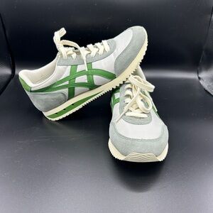 Onitsuka Tiger Mens New York White & Black Running Shoes 1183A205 Size 5